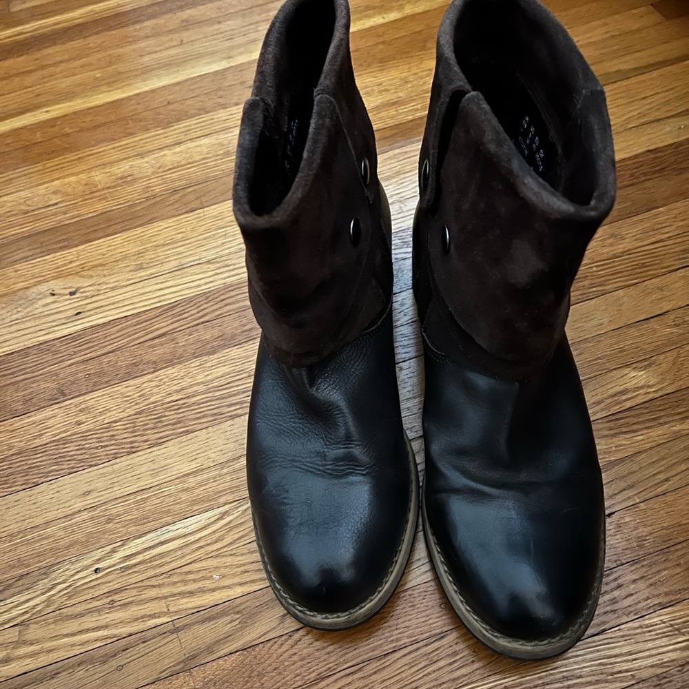 Women’s Chocolate Brown Leather Boots